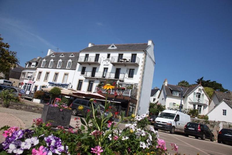 Hotel Du Port Locquirec Exterior foto